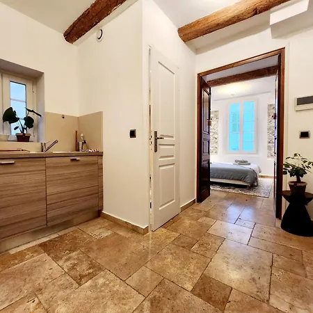 Appartement Le Massena - Dans Le Vieil *
